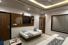 WhatsApp-Image-2026-01-08-at-20.19.34-scaled